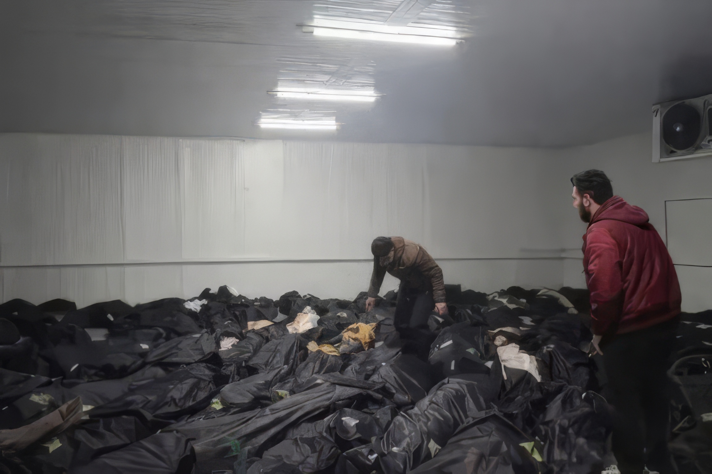 Remembering the Fallen: Iran's Chehelom Amid Defiance and Sorrow